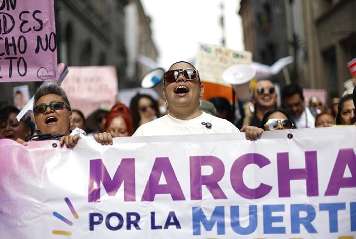 Ciudad de México abre la puerta a debate sobre eutanasia tras marcha por una muerte digna