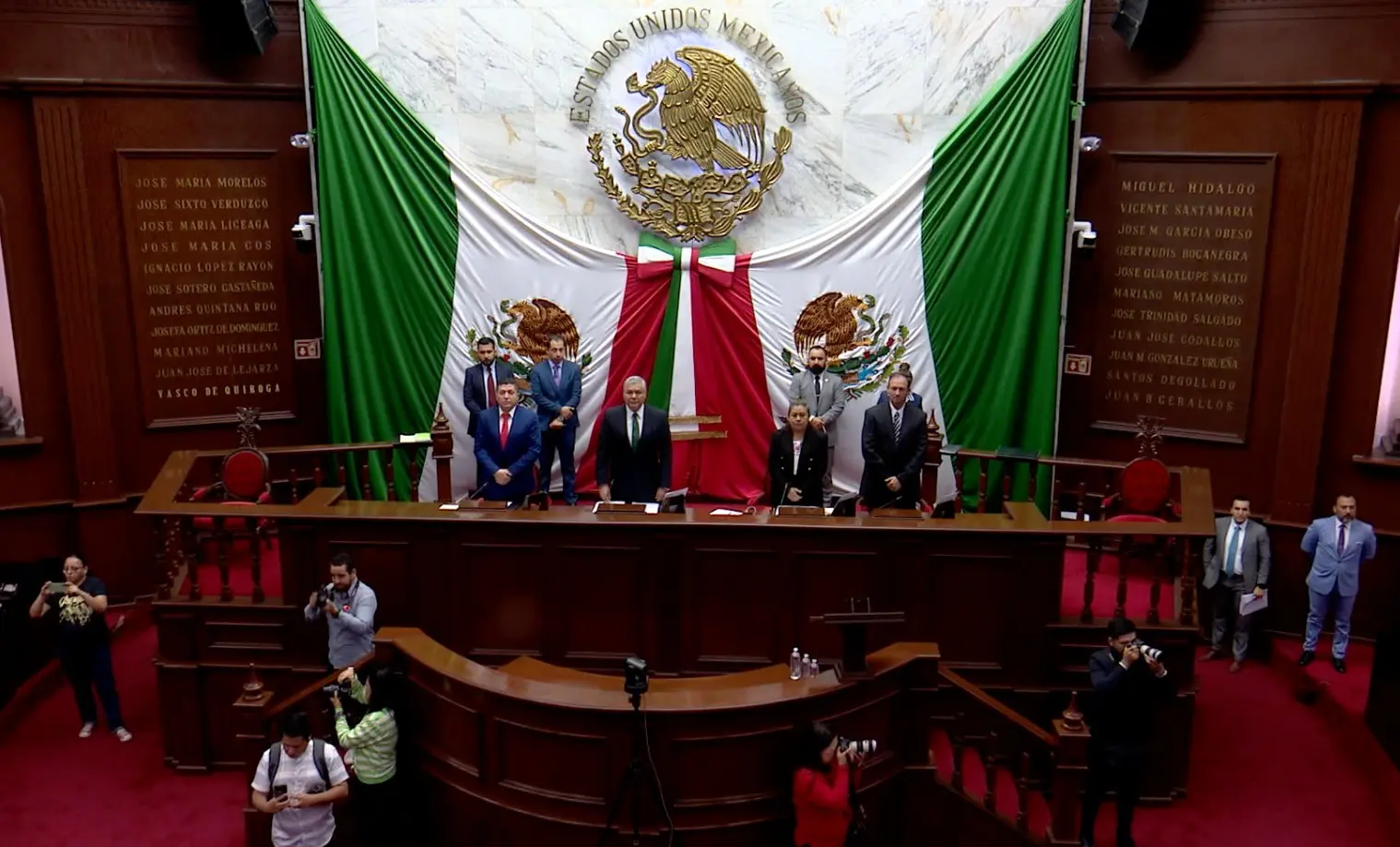 Ciudadanos están a favor de la reducción de diputados plurinominales