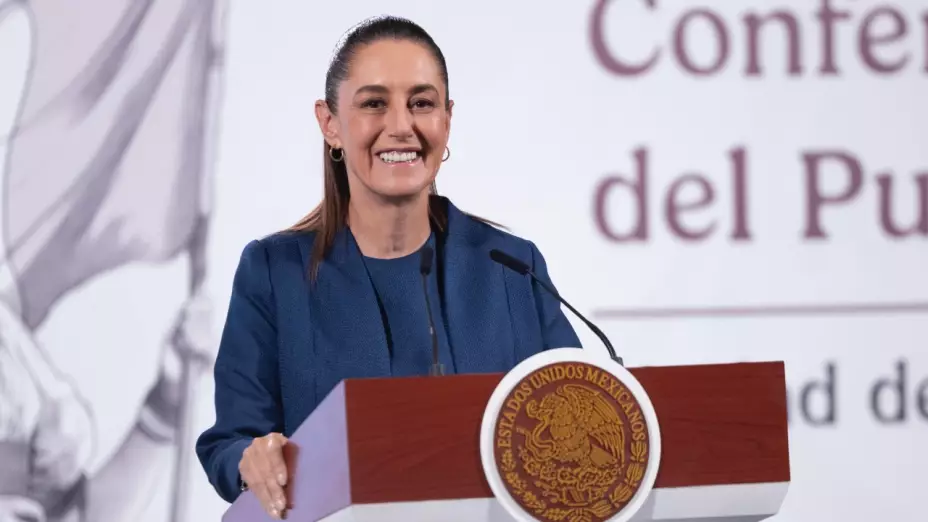 Claudia Sheinbaum propone eliminar el fuero a diputados y senadores