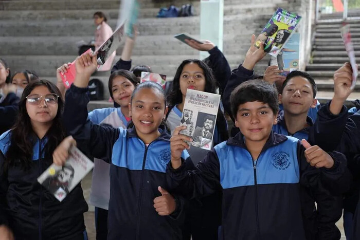 Claudia Sheinbaum y las Becas Universales en Michoacán