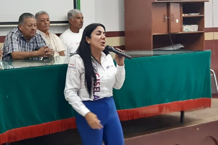 Clínica deportiva saldrá del abandono con equipamiento y ambulancia: Gisela Vázquez