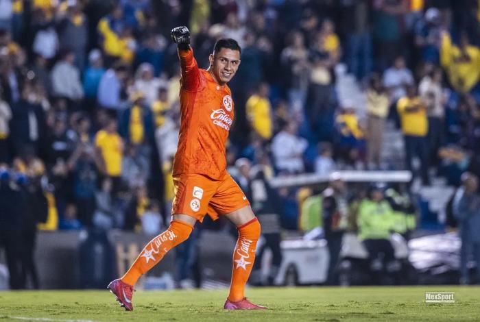 Club América defiende a Malagón ante acusaciones