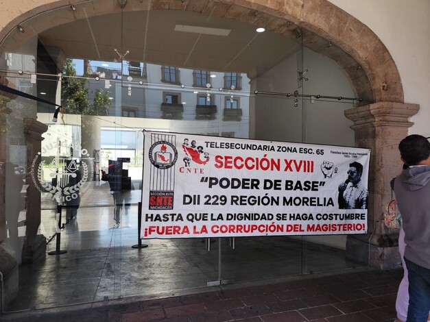 CNTE realiza manifestaciones por segundo día en Morelia