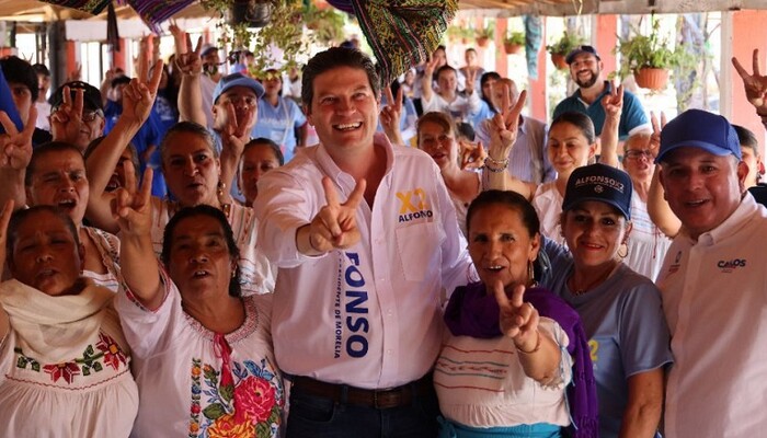 Cocineras tradicionales refrendan su voto de confianza a Alfonso Martínez