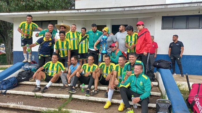 Colonia Guadalupe, un equipo de época en Veteranos Especiales