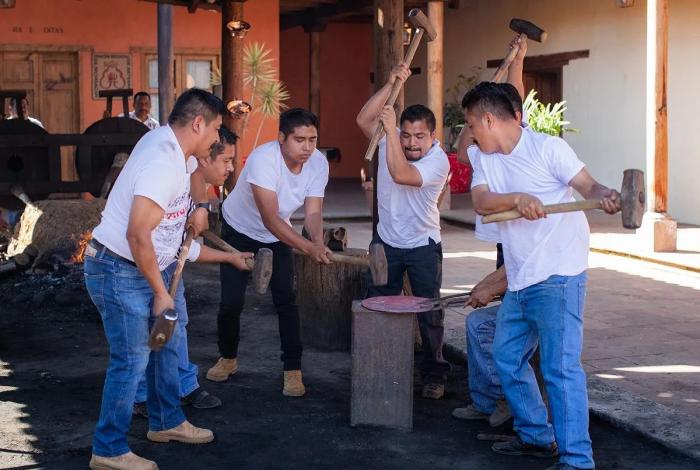 Comienza la magia de Santa Clara con su Feria Nacional del Cobre