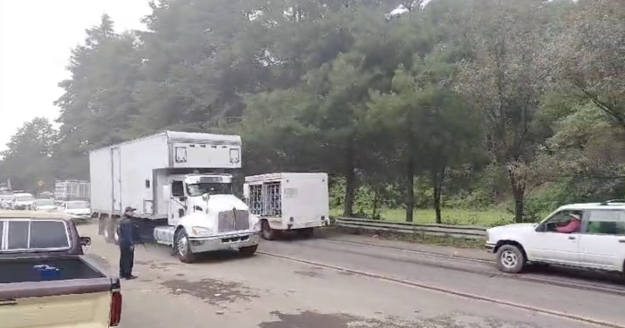 Comuneros de San Lorenzo retiran bloqueo carretero