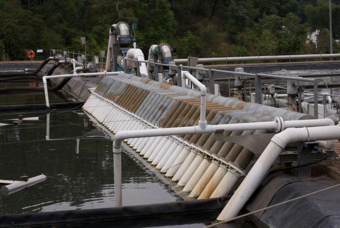 Con 120 mdp, Zamora sanea el 100% de sus aguas: Bedolla