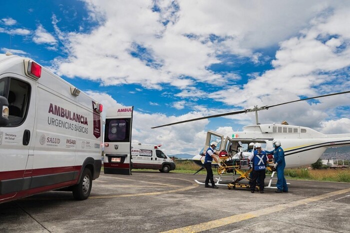 Con ambulancias aéreas y terrestres, SSM atiende emergencias de mujeres embarazadas