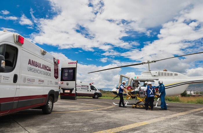 Con ambulancias aéreas y terrestres SSM atiende emergencias de mujeres embarazadas