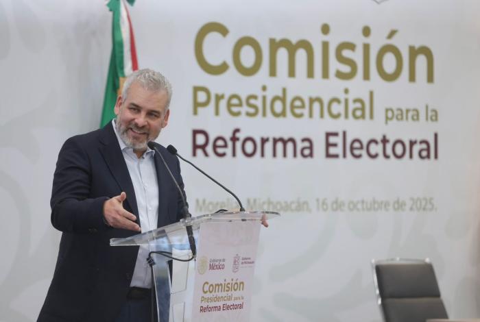 Con esquema de autogobierno, Michoacán aporta a la democracia: Bedolla
