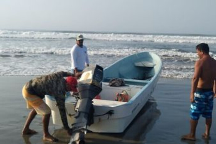 "Con la misma fe de encontrarte", van 5 días que el mar se llevó a Jesús Emmnuel en Lázaro Cárdenas