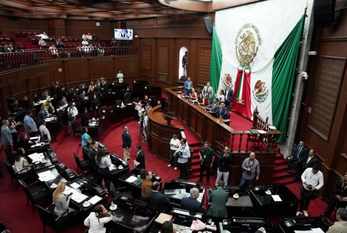 Con oposición del PRI y el PAN, se aprueba nueva ley de la FGE