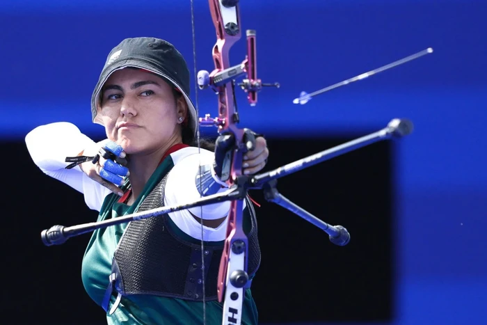 Conade recorta la beca de Alejandra Valencia, medallista en Paris 2024