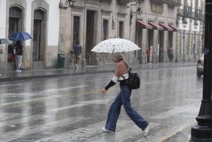 Conagua alerta por lluvias muy fuertes en Michoacán; en Morelia iniciarán a partir de las 13:00 horas