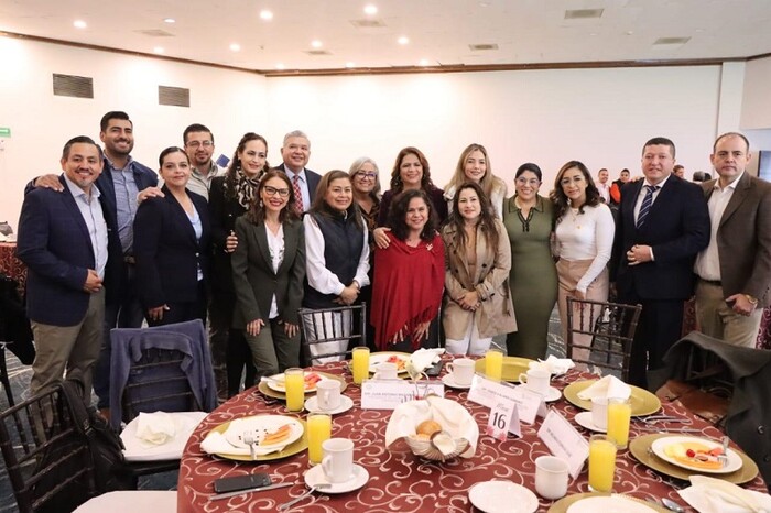 Congreso de Michoacán reconoce a periodistas por su labor en la 76 Legislatura