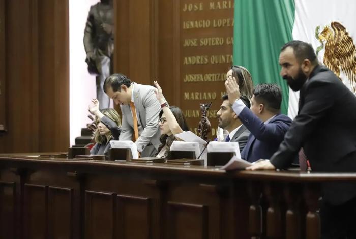 Congreso del Estado aprueba reformas para proteger a adultos mayores y personas con discapacidad para que no haya abuso de confianza en su contra