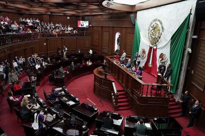 Congreso michoacano en contra del nepotismo y la reelección