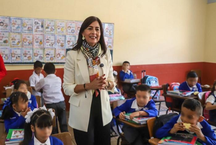 Conoce las fechas de vacaciones y regreso a clases: Gabriela Molina