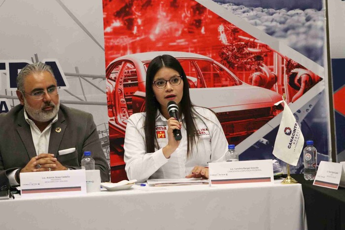 Consolida Carolina Rangel lazos con el sector empresarial