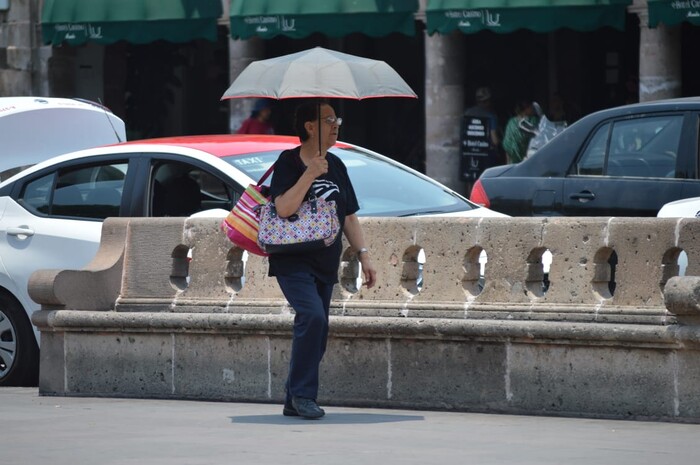 Continuará el calorón de hasta 45°C este lunes en Michoacán