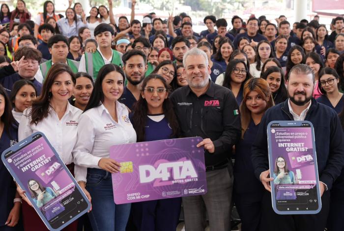 Convoca Bedolla a jóvenes de Uruapan a conectarse gratis a internet con Programa Data