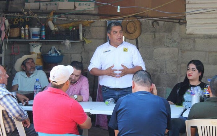 Convoca Ulises Romero a migrantes mexicanos a matricularse en consulados