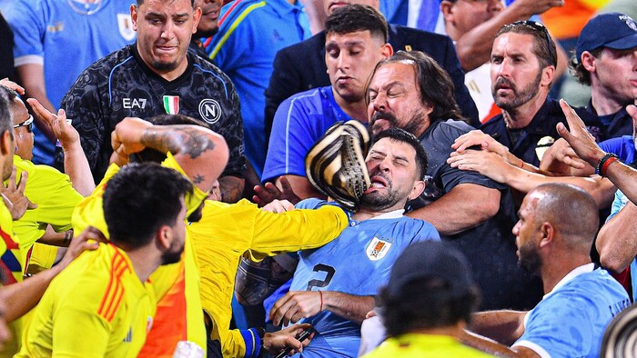 Copa América: jugadores uruguayos pelean contra hinchas colombianos en las gradas