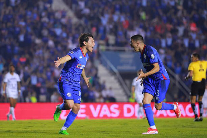 Cruz Azul avanza a las semifinales tras vencer a los Pumas