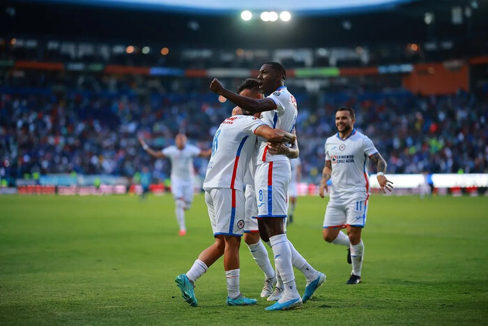 Cruz Azul busca afianzar su liderato ante un Atlas desesperado por puntos; partido jornada 16 del apertura 2024