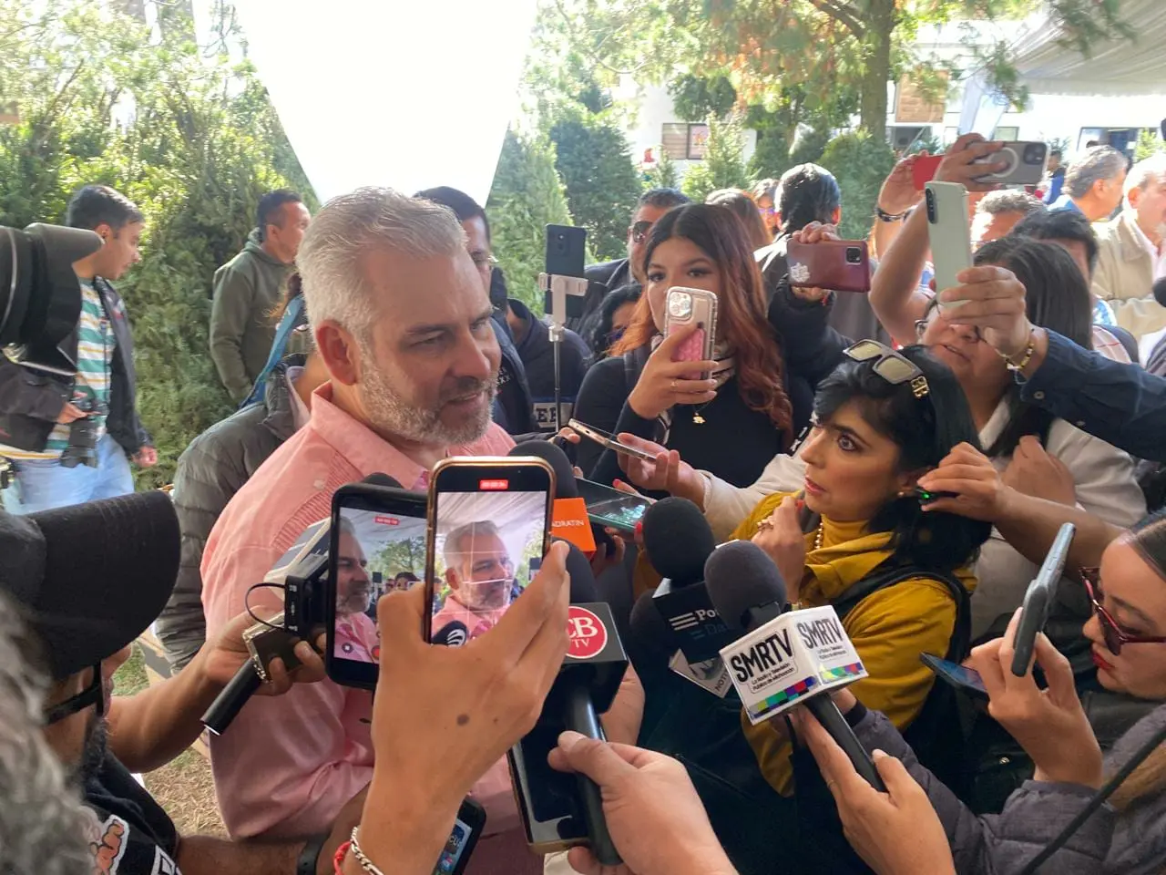 Cuidar el bosque y no explotarlo es tarea conjunta, asegura Bedolla