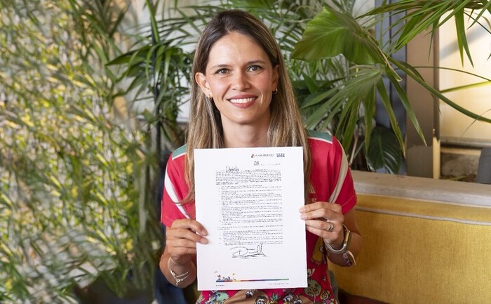 Daniela De Los Santos Firma «Pacto por la Primera Infancia»