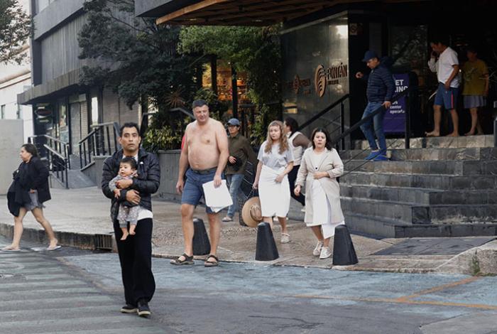 Daños en casas y edificios públicos, 2 fallecidos y 12 heridos, saldo del sismo de hoy