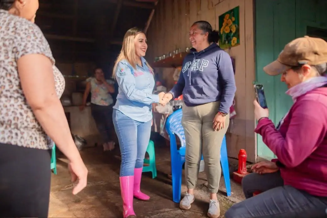 Dayana Pérez encabeza atención inmediata a familias afectadas por las lluvias en Jujucato