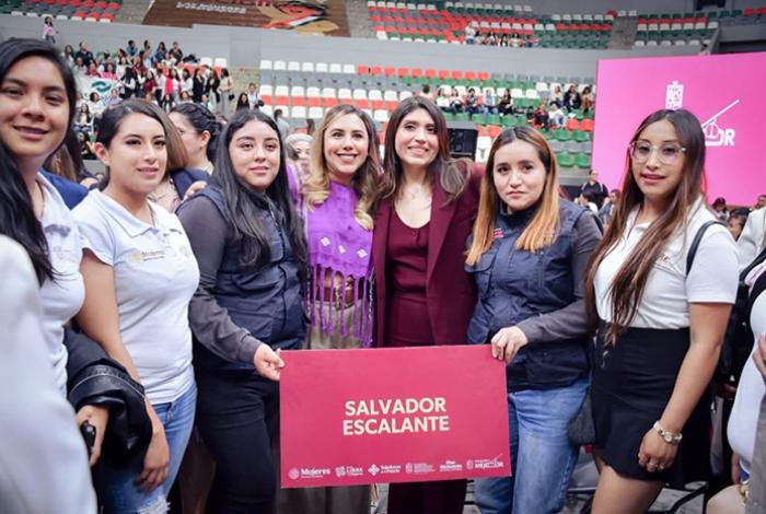 Dayana Pérez fortalece acciones en beneficio de las mujeres de Salvador Escalante