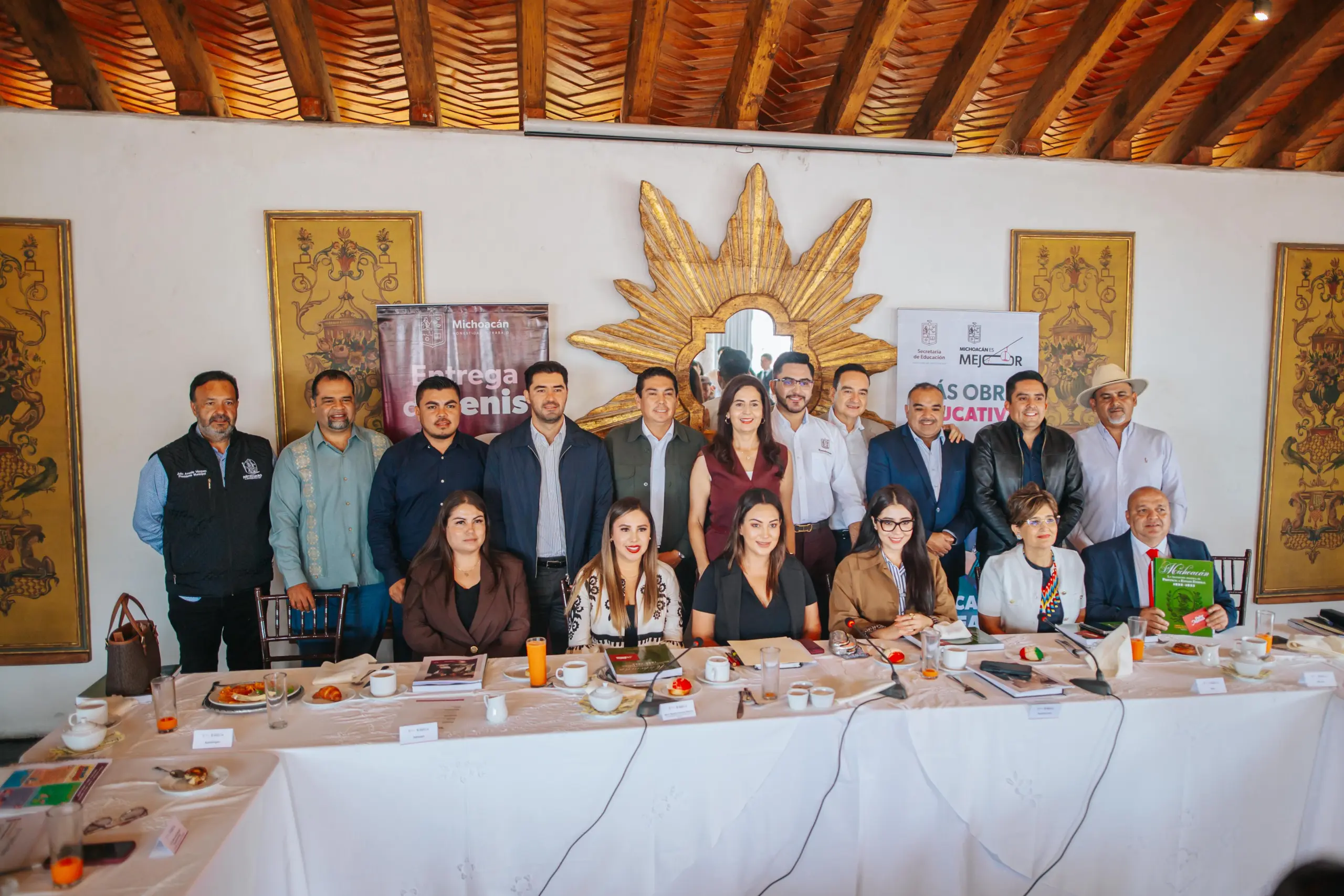 Dayana Pérez Mendoza participa en reunión estatal sobre temas prioritarios de educación