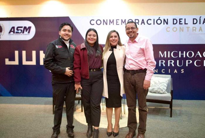 Dayana Pérez participa en el encuentro “Juntos por un Michoacán sin Corrupción”