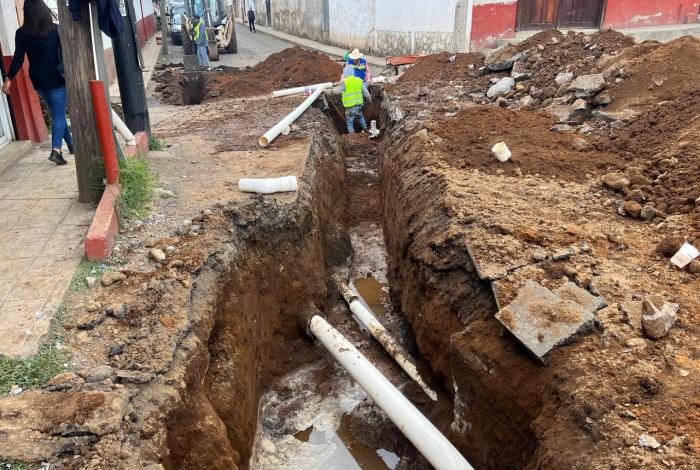 Dayana Pérez prioriza el cuidado del agua con obras de modernización en Salvador Escalante