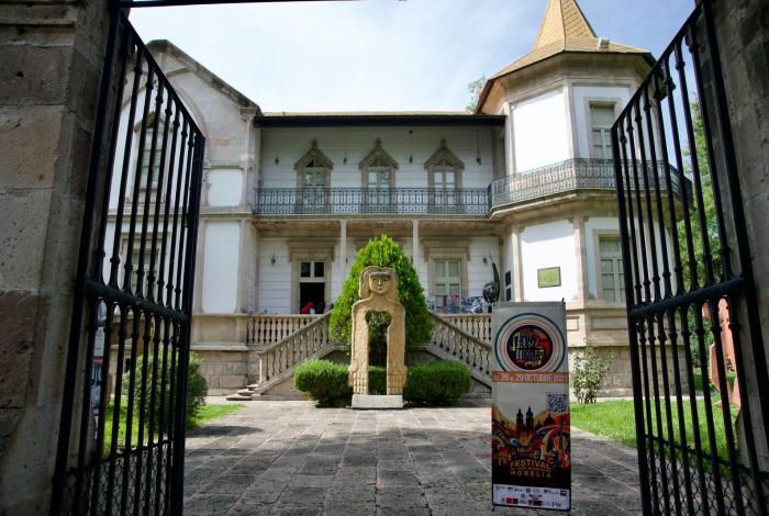 De lo textil a lo gráfico, conoce las dos nuevas exposiciones del MACAZ