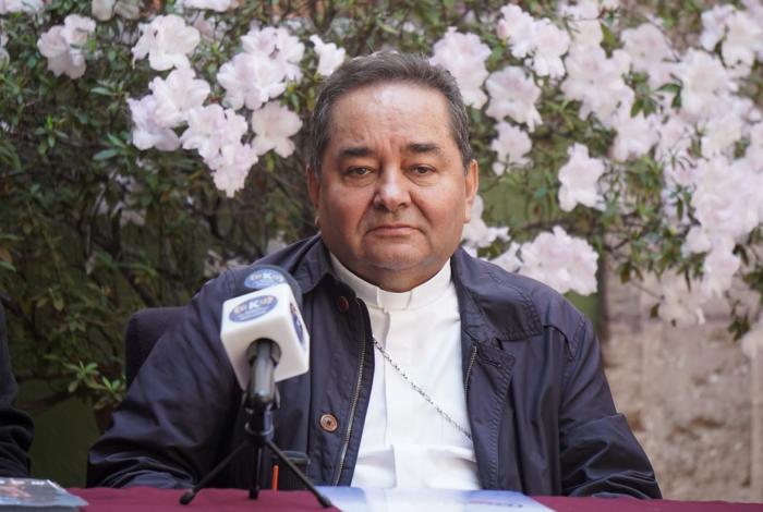 Dejan atrás discusión por camionetas, pero Arzobispo reconoce temor por violencia