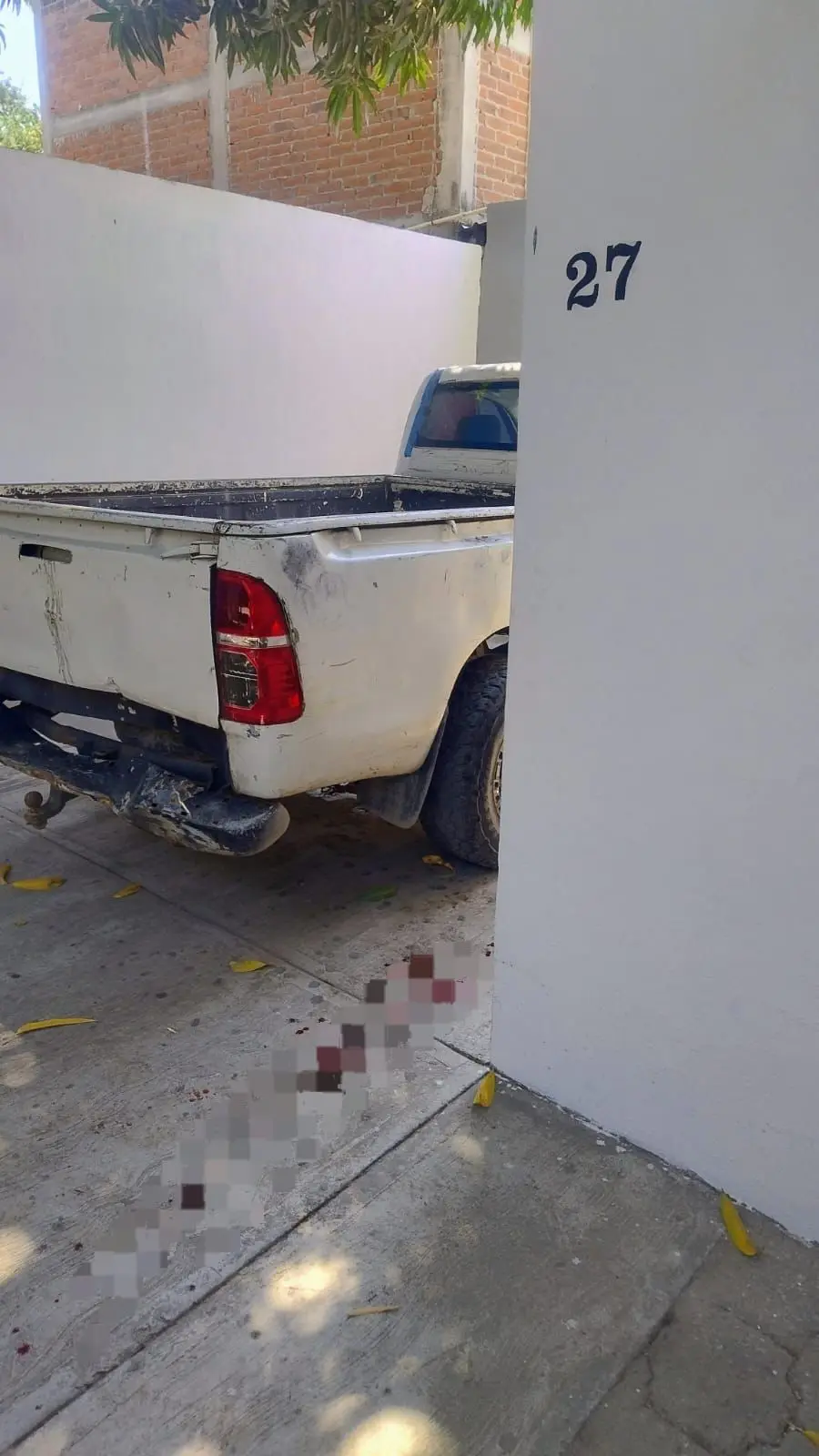 Dejan un hombre degollado en motel de Lázaro Cárdenas