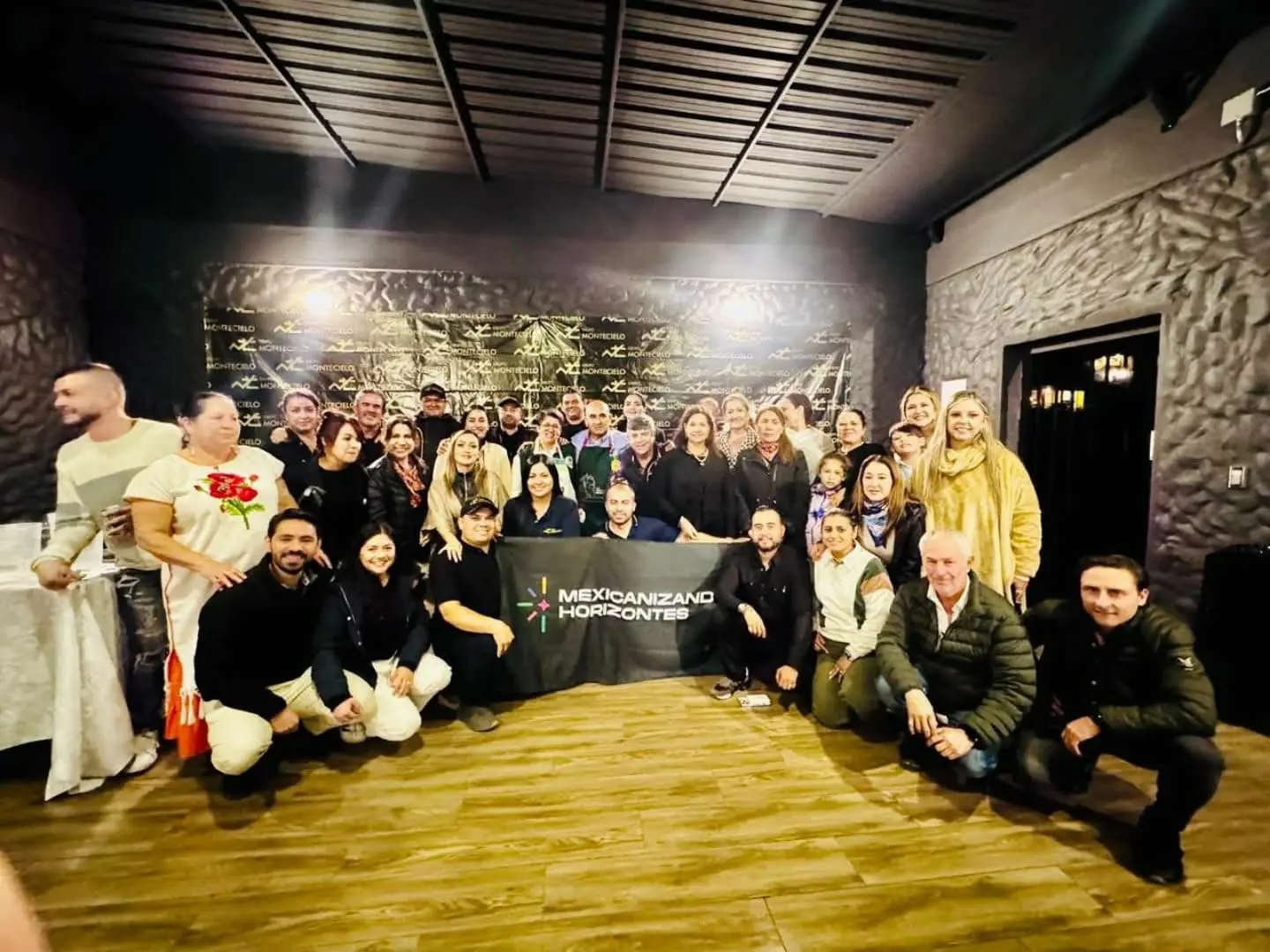 Delegación michoacana inicia intercambio cultural y empresarial en Medellín