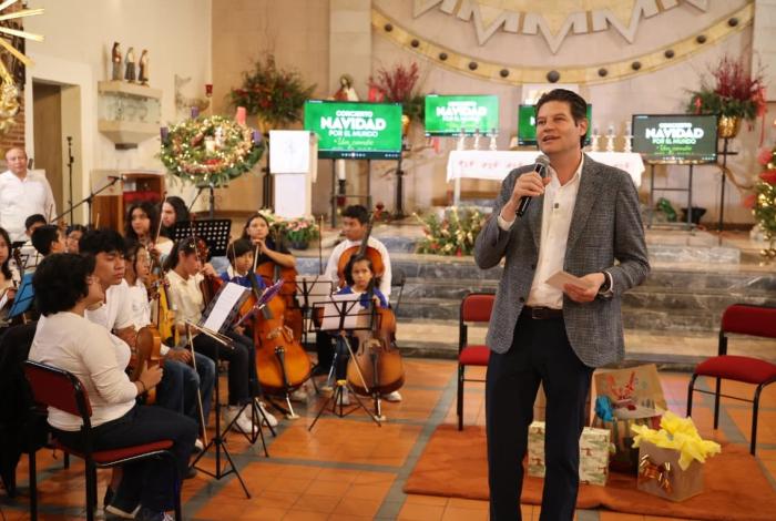 Deleitan Coros y Orquestas Infantiles de Morelia con repertorio navideño