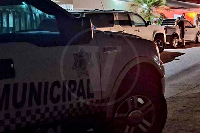 Delincuentes balean a un hombre para robarle su motocicleta en Apatzingán