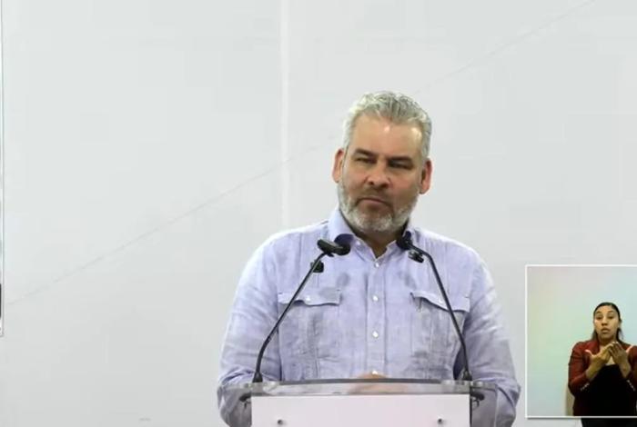 Delincuentes obtienen libertad, debido al sistema penal acusatorio: Bedolla