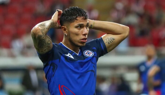 #Deportes | Carlos Salcedo rescinde contrato con Cruz Azul tras acuerdo mutuo