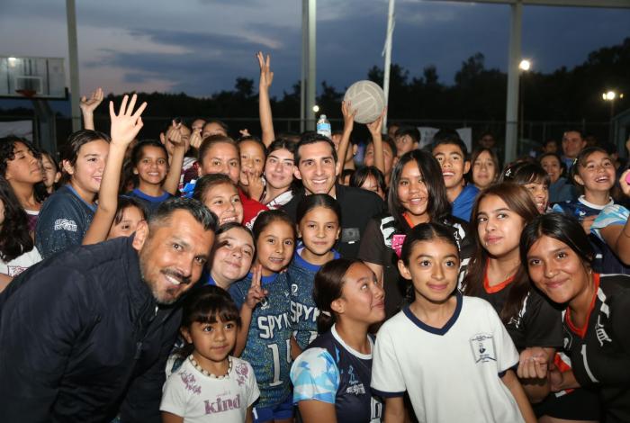 Deportistas morelianos se ejercitan por la Paz junto a Rommel Pacheco