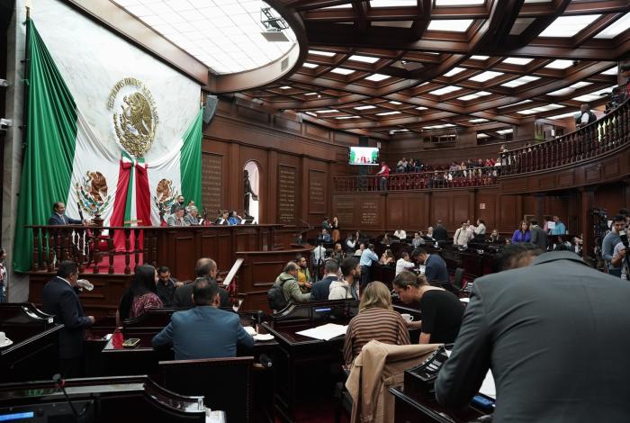 Desde los 18 años se podrá ser diputado en Michoacán