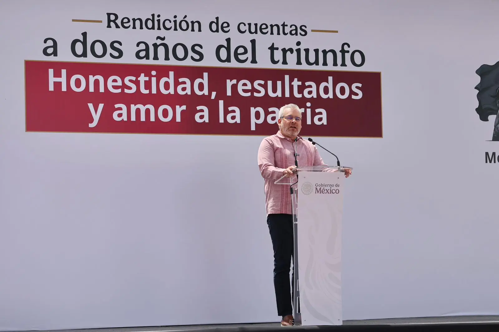 Desde Morelia respalda Bedolla a Sheinbaum y llama a la defensa de la soberanía nacional