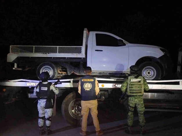 Desmantelan taller de blindaje hechizo en Tepalcatepec, incautan vehículos robados